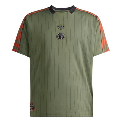 Front - Adidas Mens Icon FC Bayern Munich Polyester Loose Fit T-Shirt