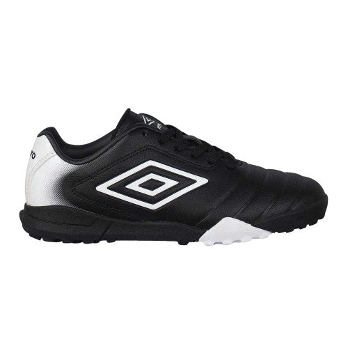 Front - Umbro Childrens/Kids Calcio Flat Astro Turf Trainers