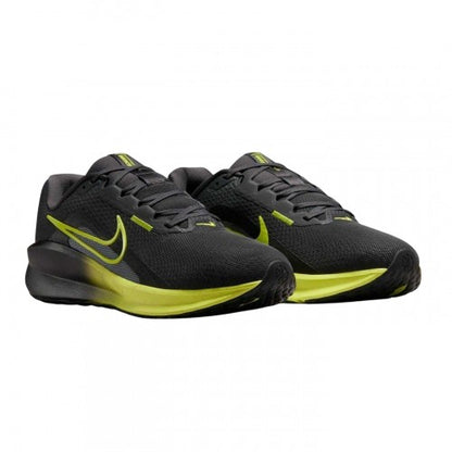 Front - Nike Mens Downshifter 13 Trainers