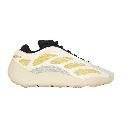 Front - Yeezy Mens 700 V3 Trainers