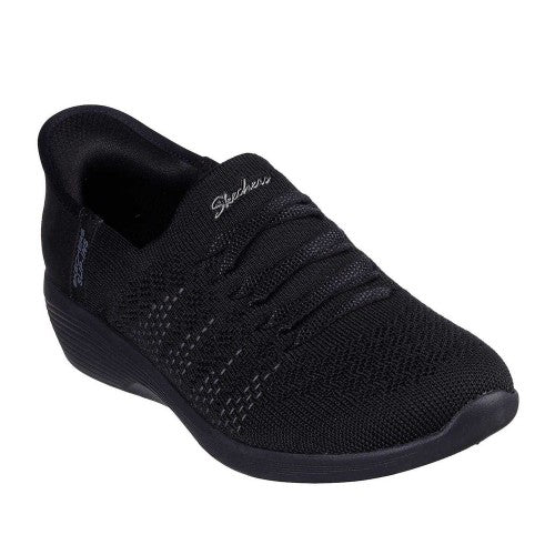 Front - Skechers Womens/Ladies Arya Swiftly Slip-on Relaxed Fit Trainers