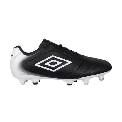 Front - Umbro Unisex Adult Calcio Black and White Soft Ground Football Boots