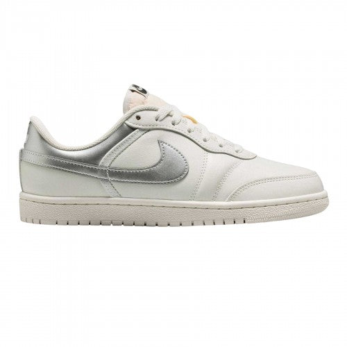 Front - Nike Womens/Ladies Air Jordan Skyline Trainers