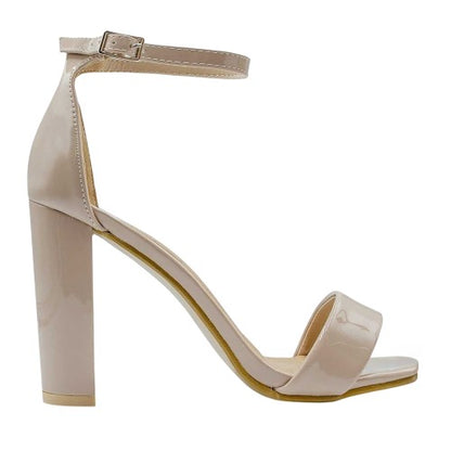 Front - Where´s That From Womens/Ladies Patent Leather Strappy Block Heel Court Shoes
