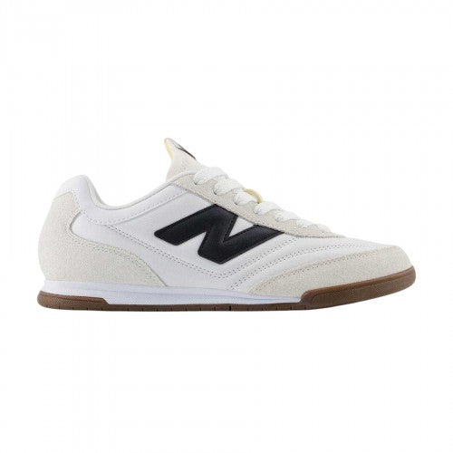 Front - New Balance Mens RC42 Suede Trainers