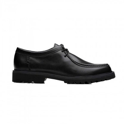 Front - Clarks Mens Berwick Seam Leather Moc Toe Shoes