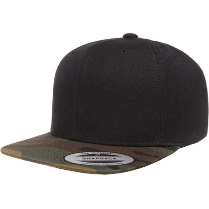 Front - Flexfit Unisex Two Tone Classic Camo Snapback Cap