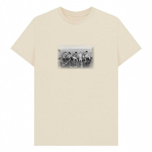 Front - Friends Unisex Adult Lunch Atop A Skyscraper T-Shirt