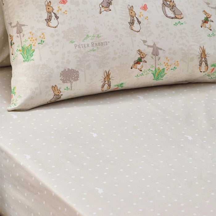 Front - Peter Rabbit Classic Cotton Fitted Bed Sheet