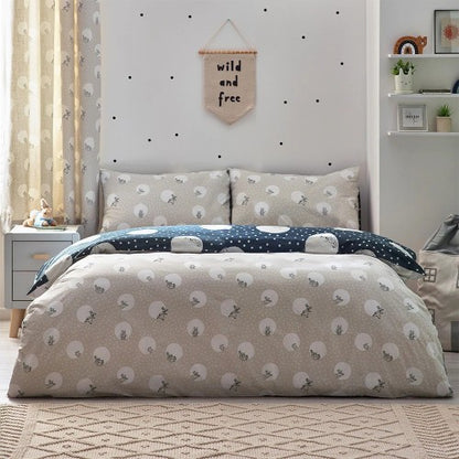 Front - Peter Rabbit Spot Me Duvet Cover Set
