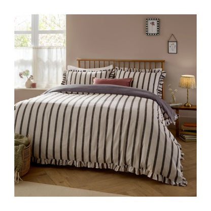 Front - Wylder Connie Ruffles Striped Duvet Cover Set