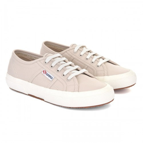 Front - Superga Unisex Adult 2750 Vegan Leather Trainers