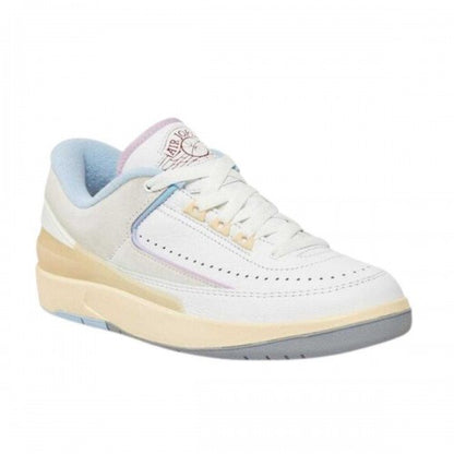 Front - Nike Womens/Ladies Air Jordan 2 Retro Leather Low Trainers