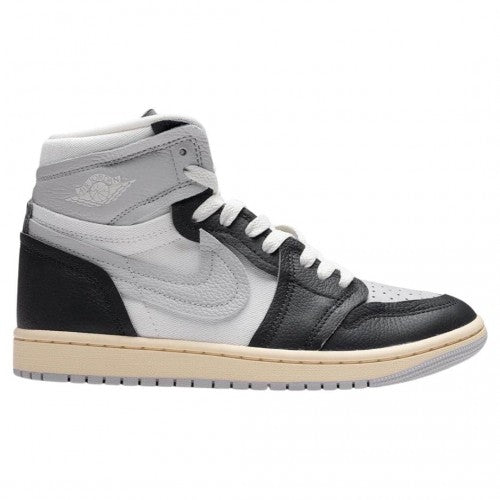 Front - Nike Womens/Ladies Air Jordan 1 Leather High-top Trainers