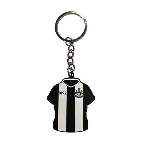 Front - Newcastle United FC Home Kit Keyring And Badge Set