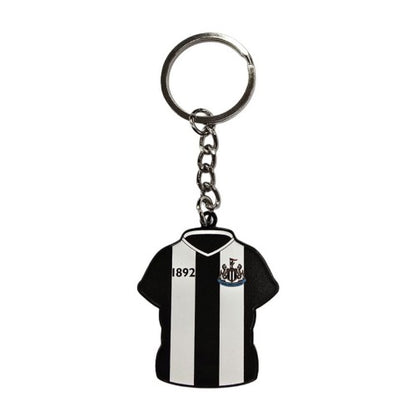 Front - Newcastle United FC Home Kit Keyring And Badge Set