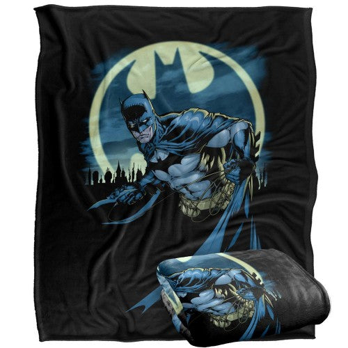 Front - Batman Batarang Blanket