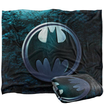 Front - Batman Big Logo Blanket