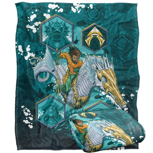 Front - Aquaman Seahorse Blanket