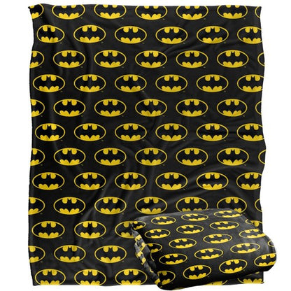 Front - Batman All Over Logo Blanket