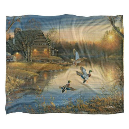 Front - Wild Wings Silky Supersoft Blanket