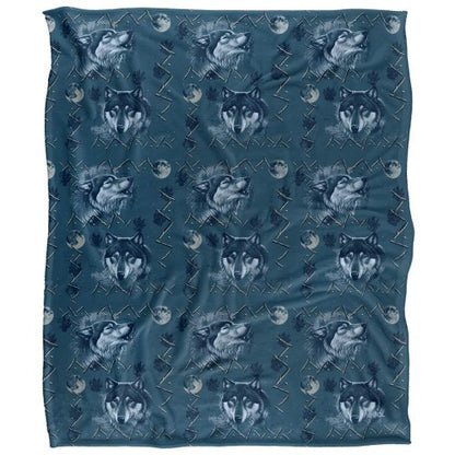 Front - JQ Licensing Silky Wolf Howl Moon Pattern Supersoft Blanket