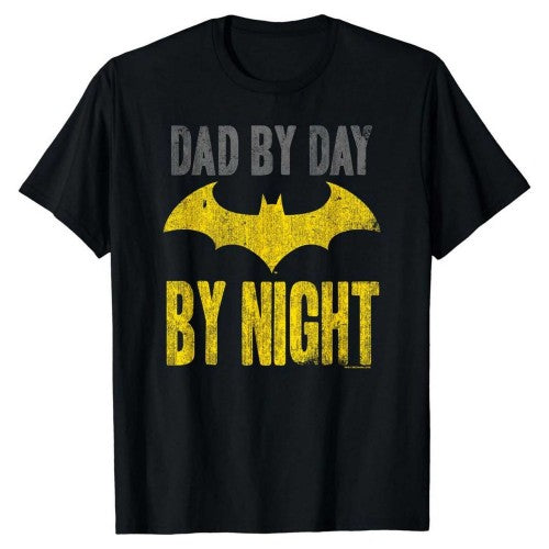 Front - Batman Mens Dad By Day T-Shirt