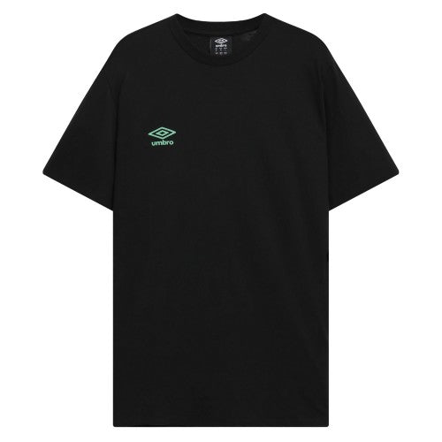 Front - Umbro Mens Stadium T-Shirt