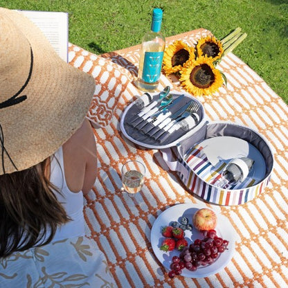 Front - Country Living 2-Person Picnic Bag