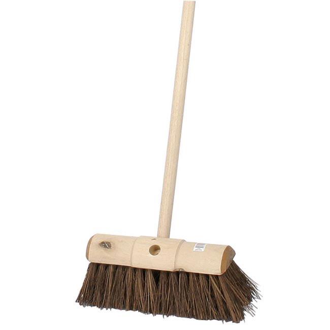 One Colour - Front - Assembled 13 Bassine Yard Scavenger Broom