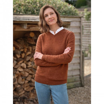 Front - WoolOvers Womens/Ladies Classic Lambswool V Neck Jumper