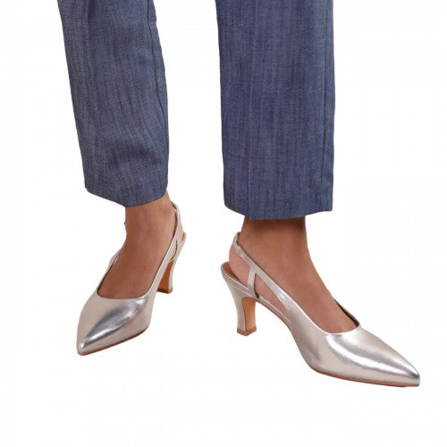 Front - Where´s That From Womens/Ladies Milos Metallic Faux Leather Sling Back Wide Low Heel Sandals
