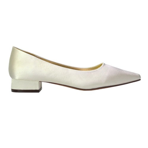 Front - XY London Womens/Ladies Karen Pointed Bridal Low Heel Pumps