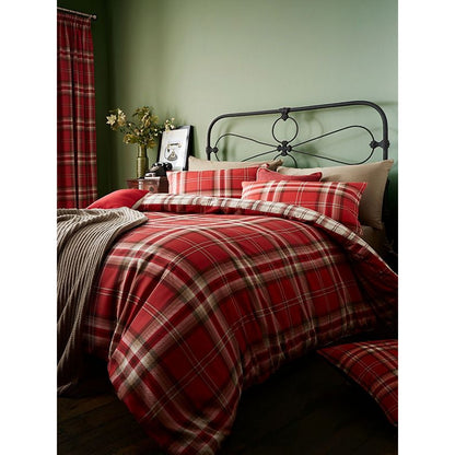 Red-Cream - Front - Catherine Lansfield Kelso Tartan Duvet Cover Set