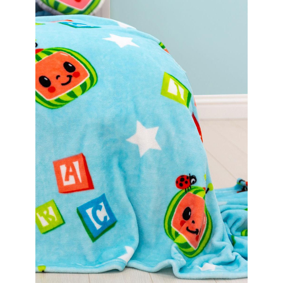 Blue-White - Front - Cocomelon Friends Fleece Blanket