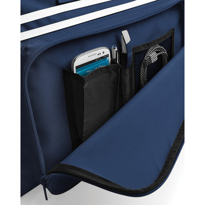 French Navy-White - Pack Shot - Bagbase Retro Bowling Bag (23 Litres)