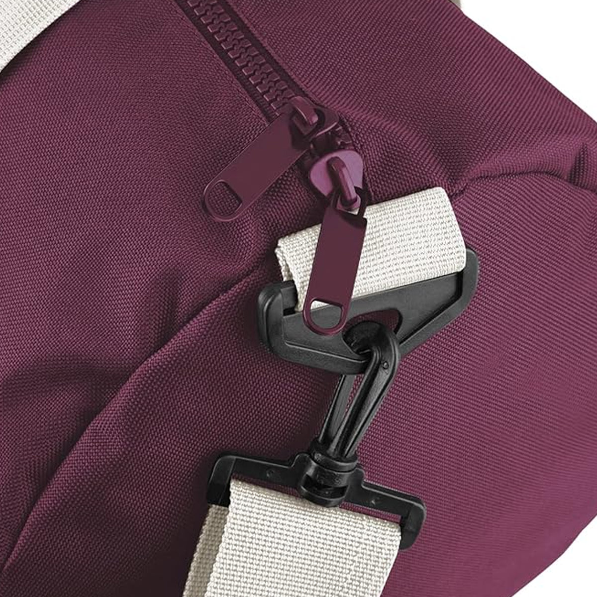 Burgundy-Off White - Back - Bagbase Plain Varsity Barrel - Duffle Bag (20 Litres) (Pack of 2)