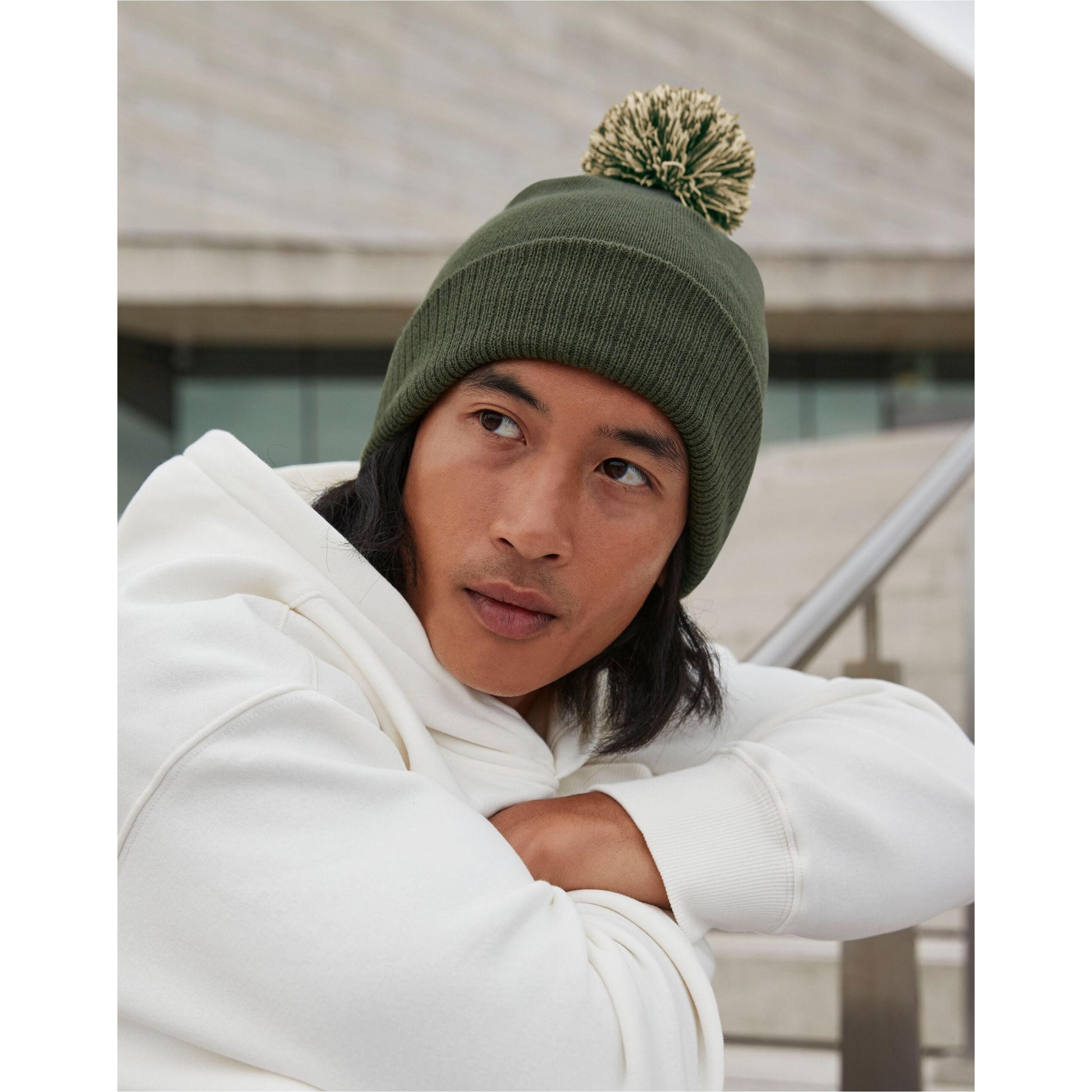 Olive Green-Oatmeal - Side - Beechfield Adults Unisex Snowstar Beanie