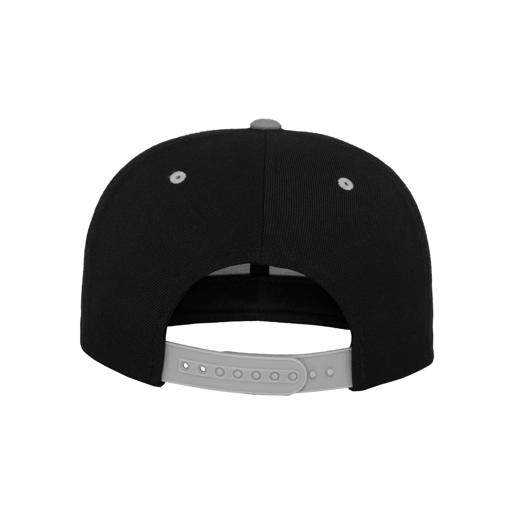 Natural-Black - Lifestyle - Flexfit Classic Two Tone Cap
