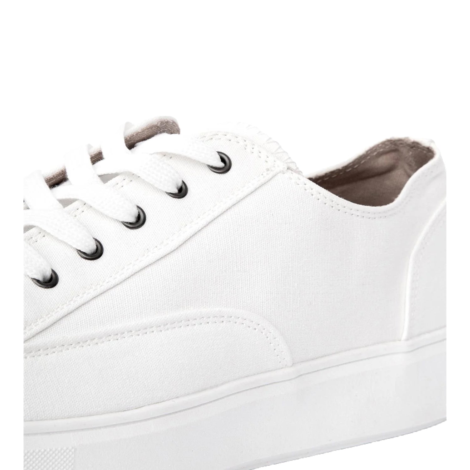 White - Side - Duck and Cover Mens Nesta Trainers