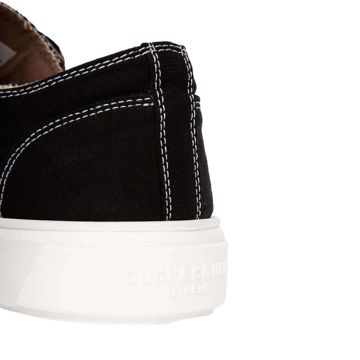 Black - Side - Duck and Cover Mens Nesta Trainers