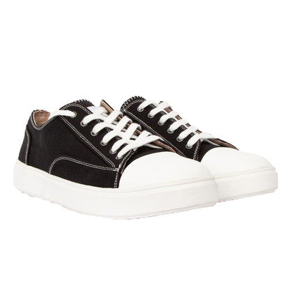 Black - Front - Duck and Cover Mens Nesta Trainers