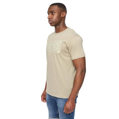 Sage - Lifestyle - Duck and Cover Mens Hexocamo T-Shirt