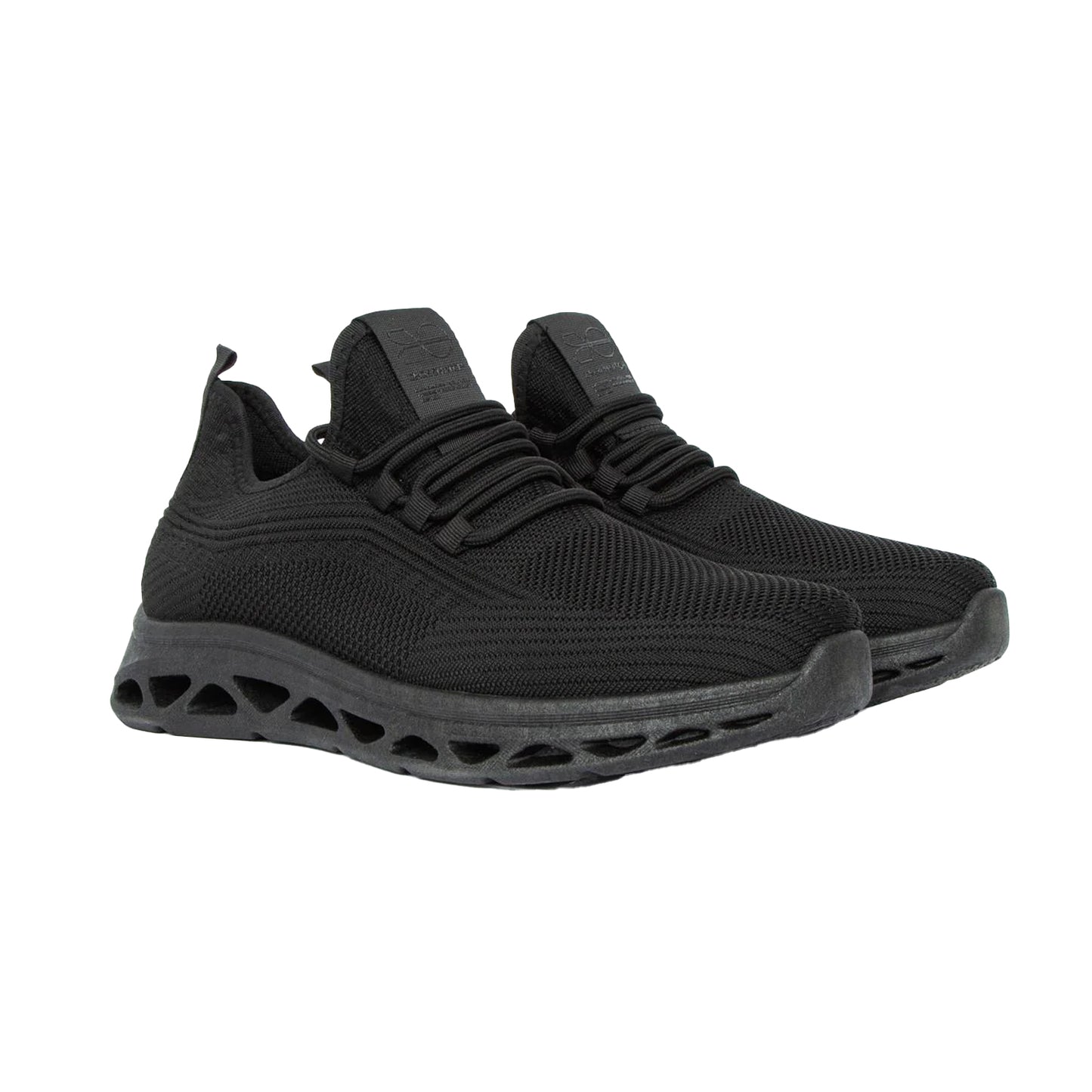 Black - Front - Crosshatch Mens Trebedw Trainers