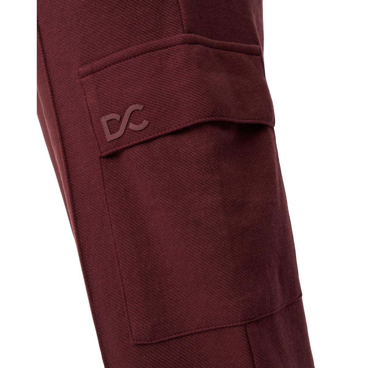 Wine - Close up - Duck and Cover Mens Slellmoore Tracksuit Set