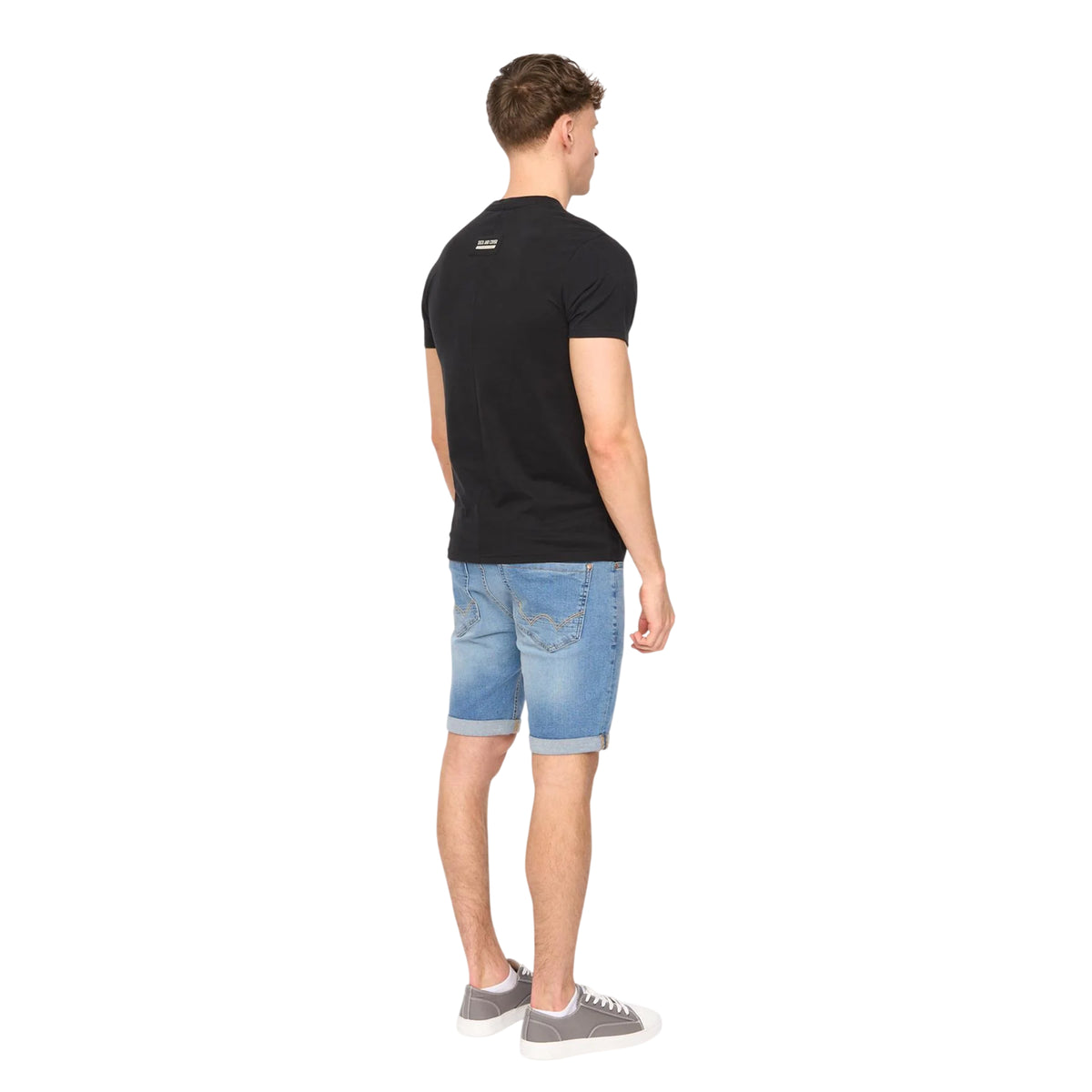 Black - Pack Shot - Duck and Cover Mens Walpole T-Shirt