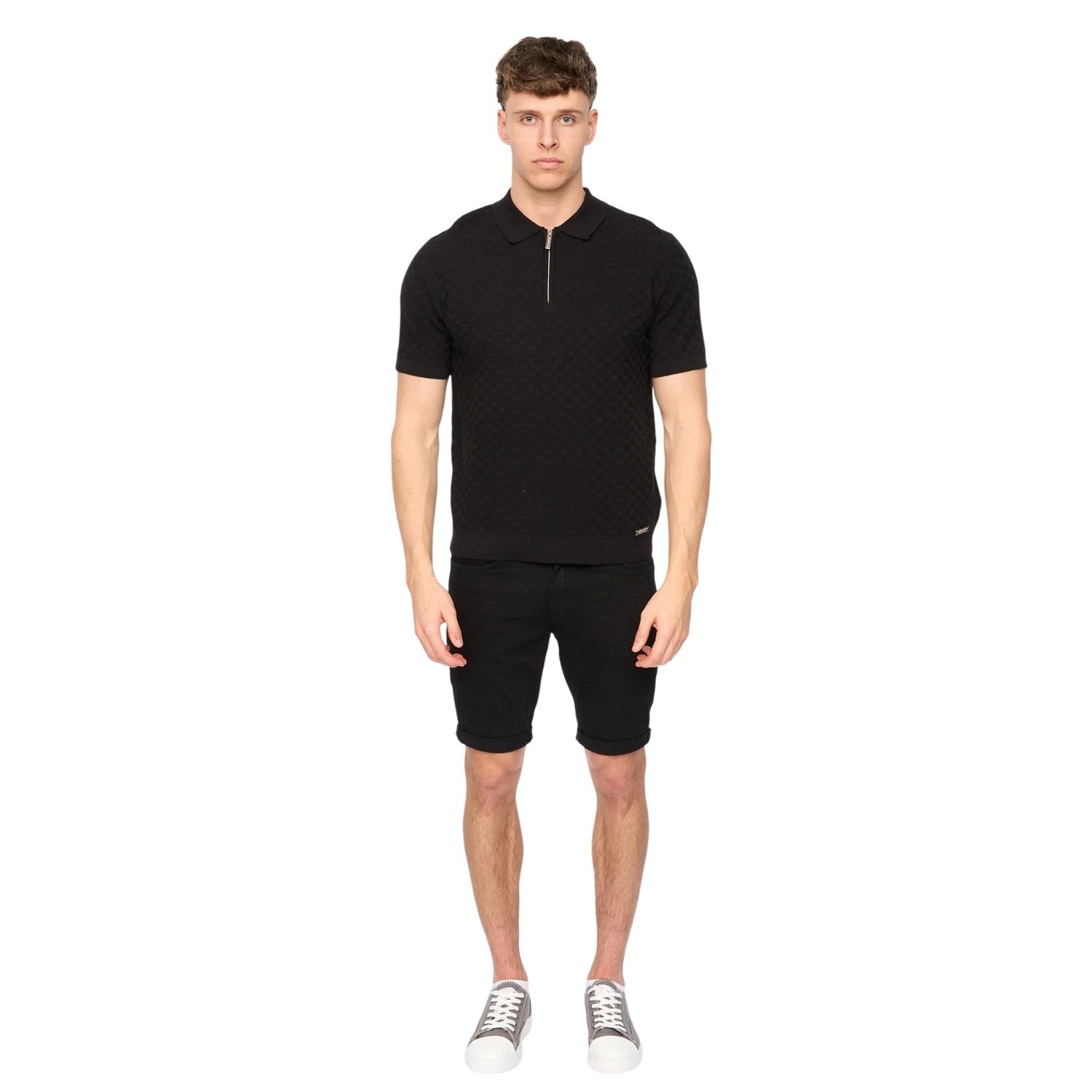 Black - Lifestyle - Duck and Cover Mens Danvers Knitted Quarter Zip Polo Shirt