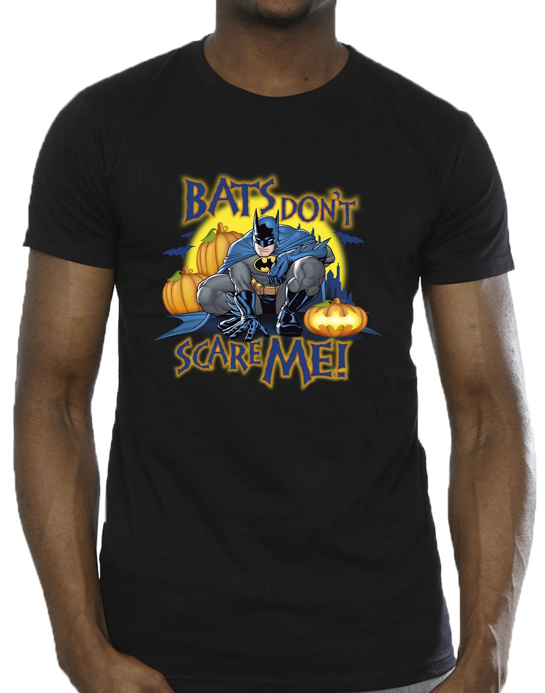 Black - Side - DC Comics Mens Batman Bats Don´t Scare Me T-Shirt