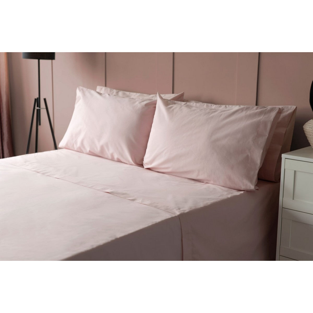 Blush - Front - Belledorm 200 Thread Count Cotton Percale Ultra Deep Fitted Sheet