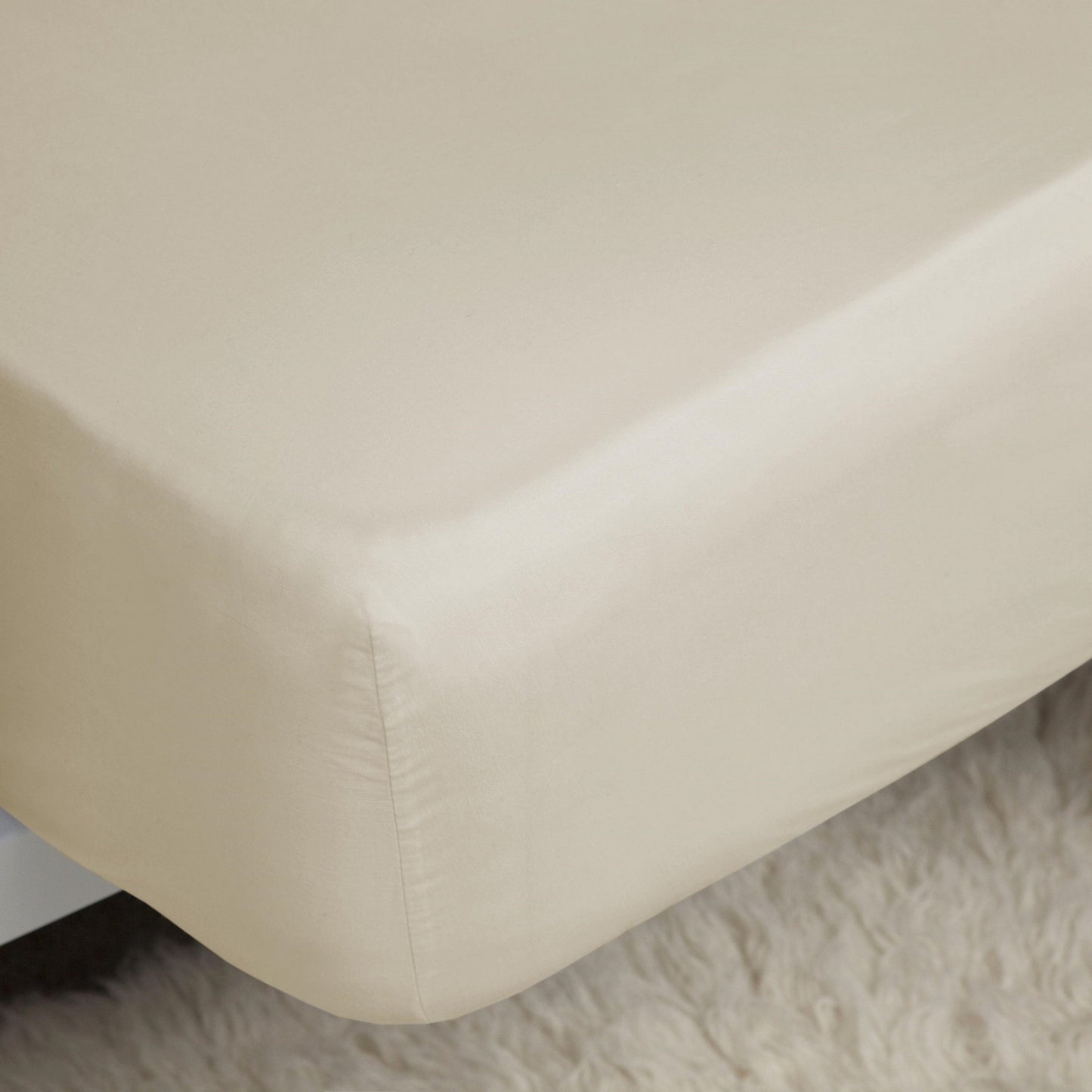 Cream - Front - Belledorm 400 Thread Count Egyptian Cotton Ultra Deep Fitted Sheet